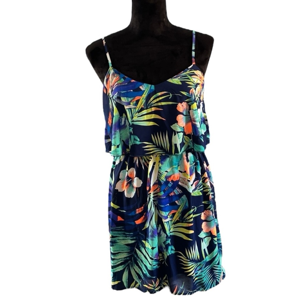 🌟NWT🌟 Charlotte Russe Floral Dress